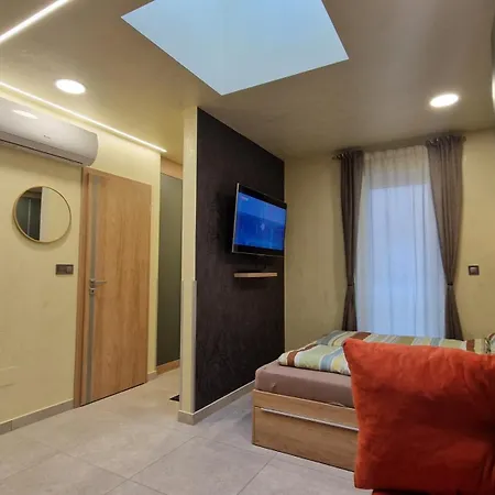 Apartamento Olivia Lux In Center With Privat Parking